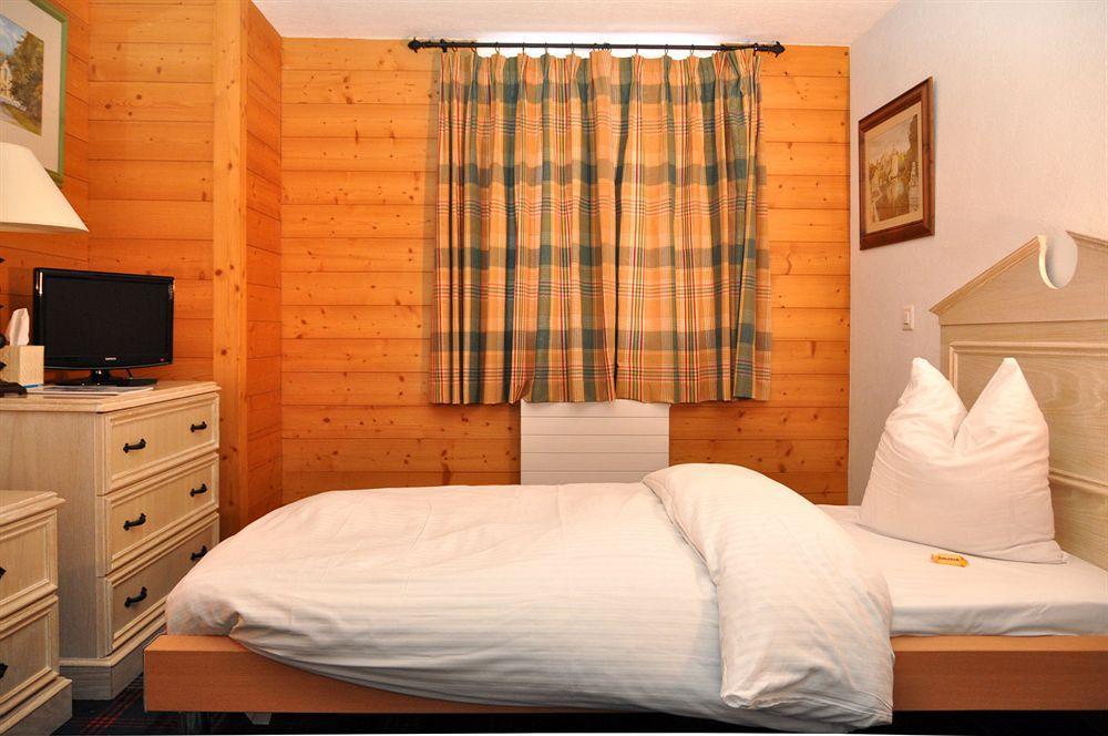 Hotel De La Paix Champéry Extérieur photo