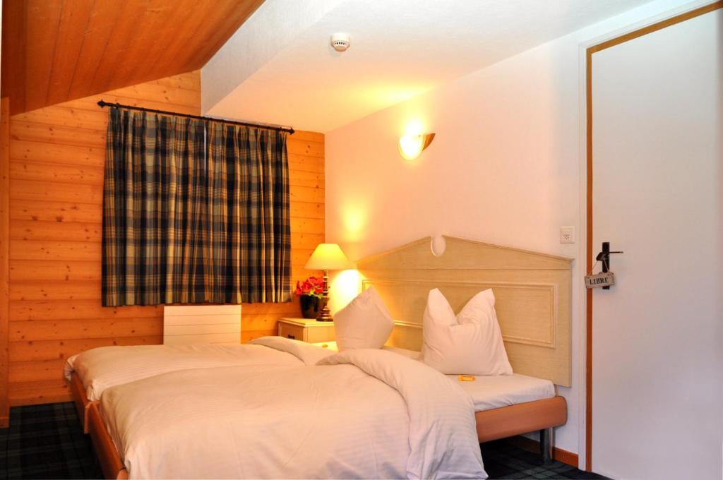 Hotel De La Paix Champéry Chambre photo