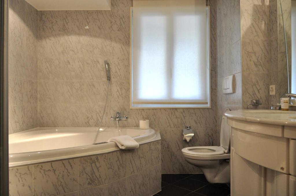 Hotel De La Paix Champéry Chambre photo