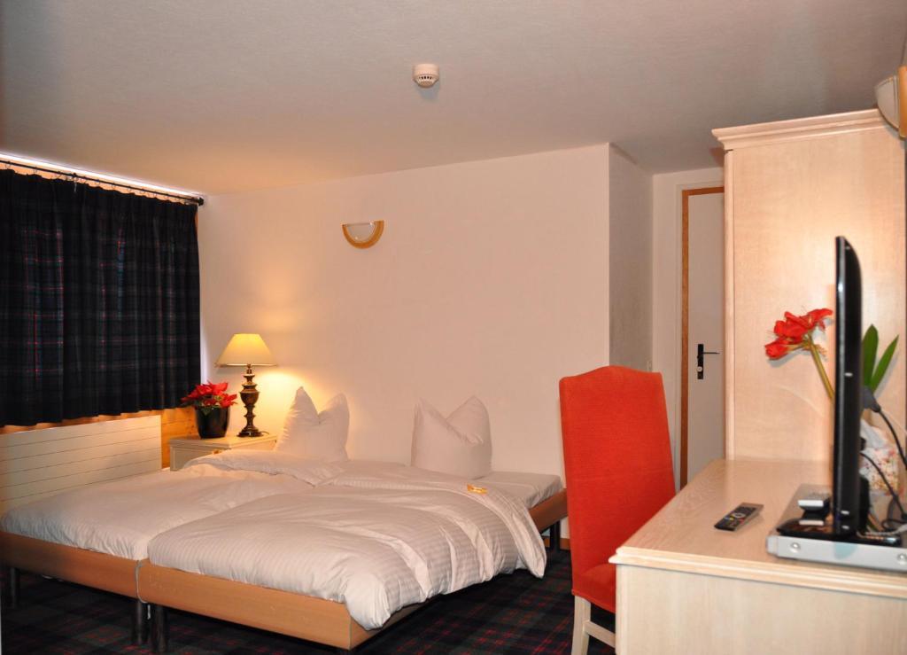 Hotel De La Paix Champéry Chambre photo