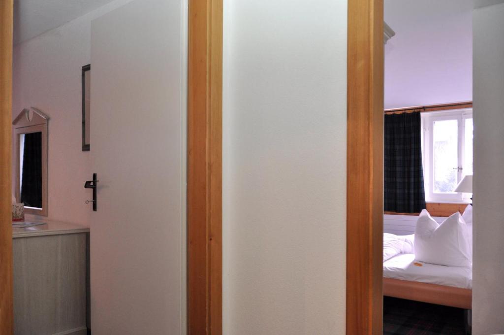 Hotel De La Paix Champéry Chambre photo