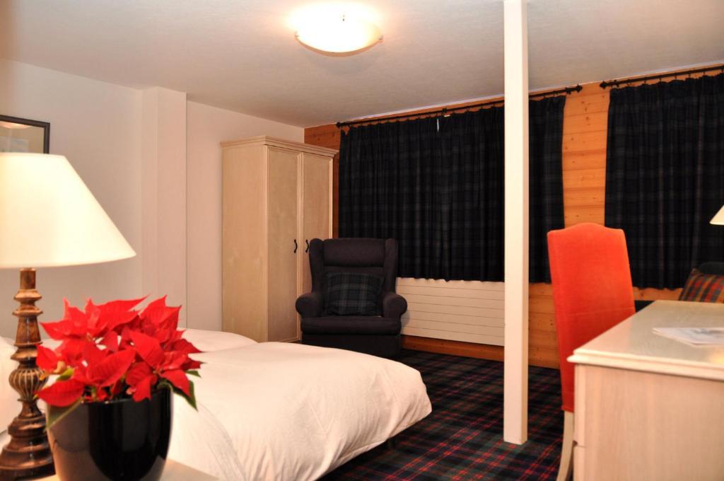 Hotel De La Paix Champéry Chambre photo
